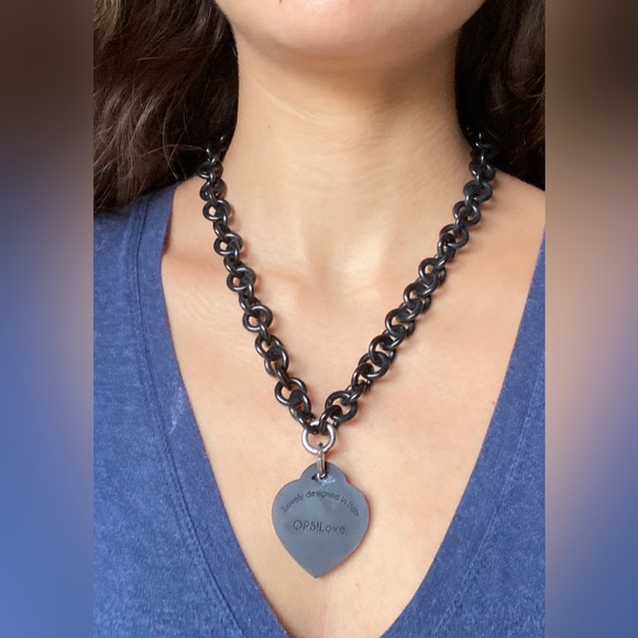 OPS Jewelry Black Heart Pendant Necklace - Picture 5 of 6